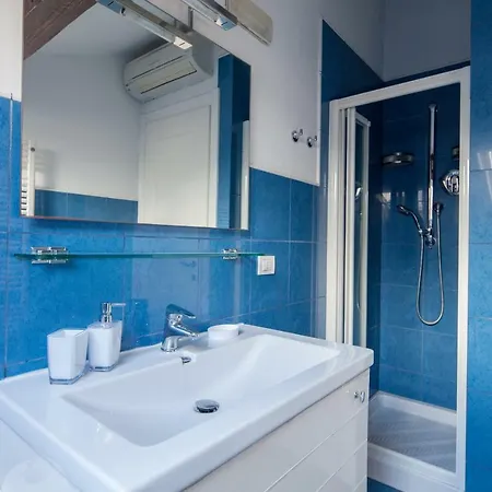 Apartment Mansarda Dei Poeti